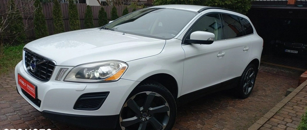 Volvo XC 60 cena 50900 przebieg: 246000, rok produkcji 2013 z Piaski małe 781